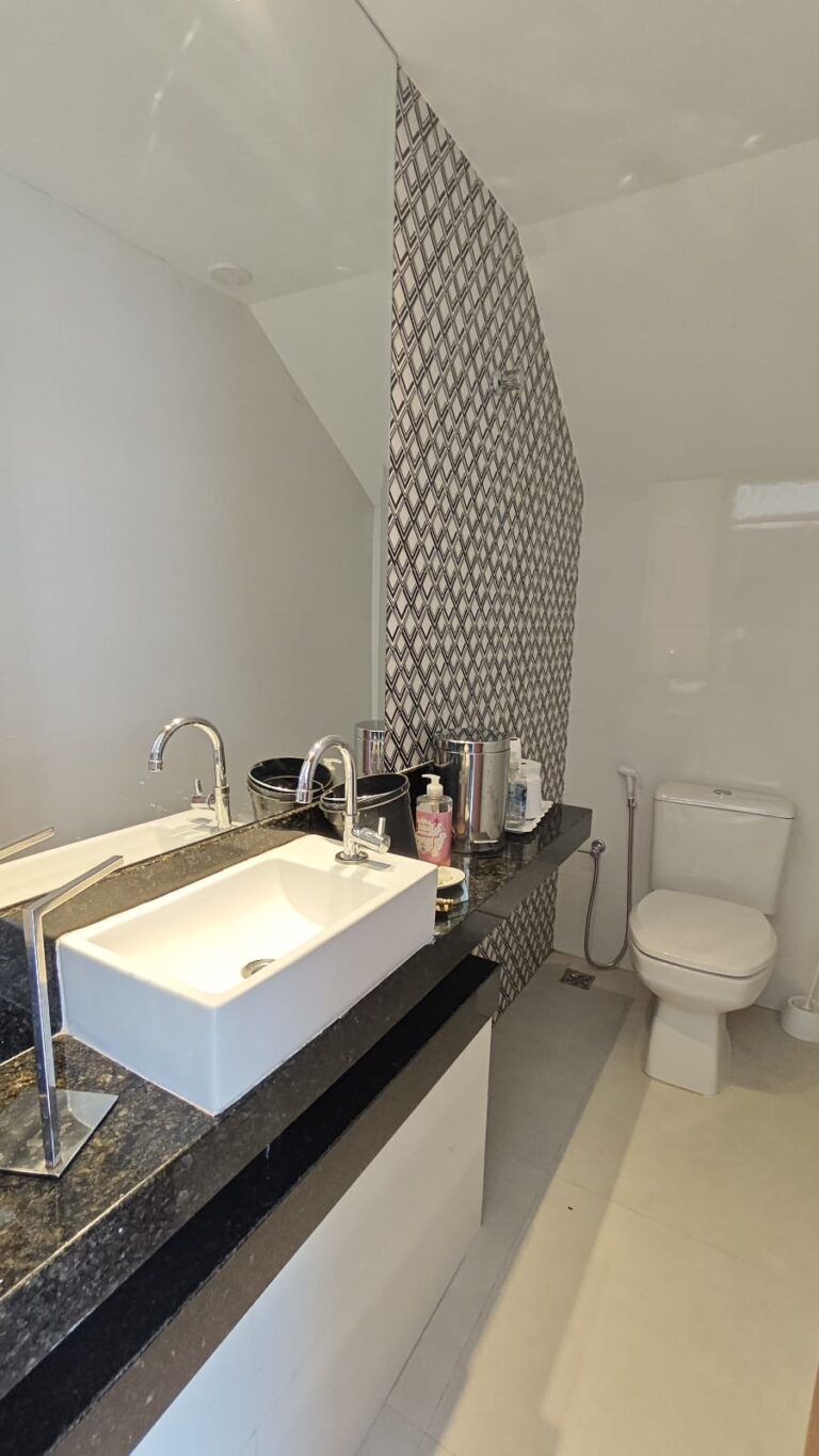 WhatsApp Image 2025-10-22 at 13.16.52