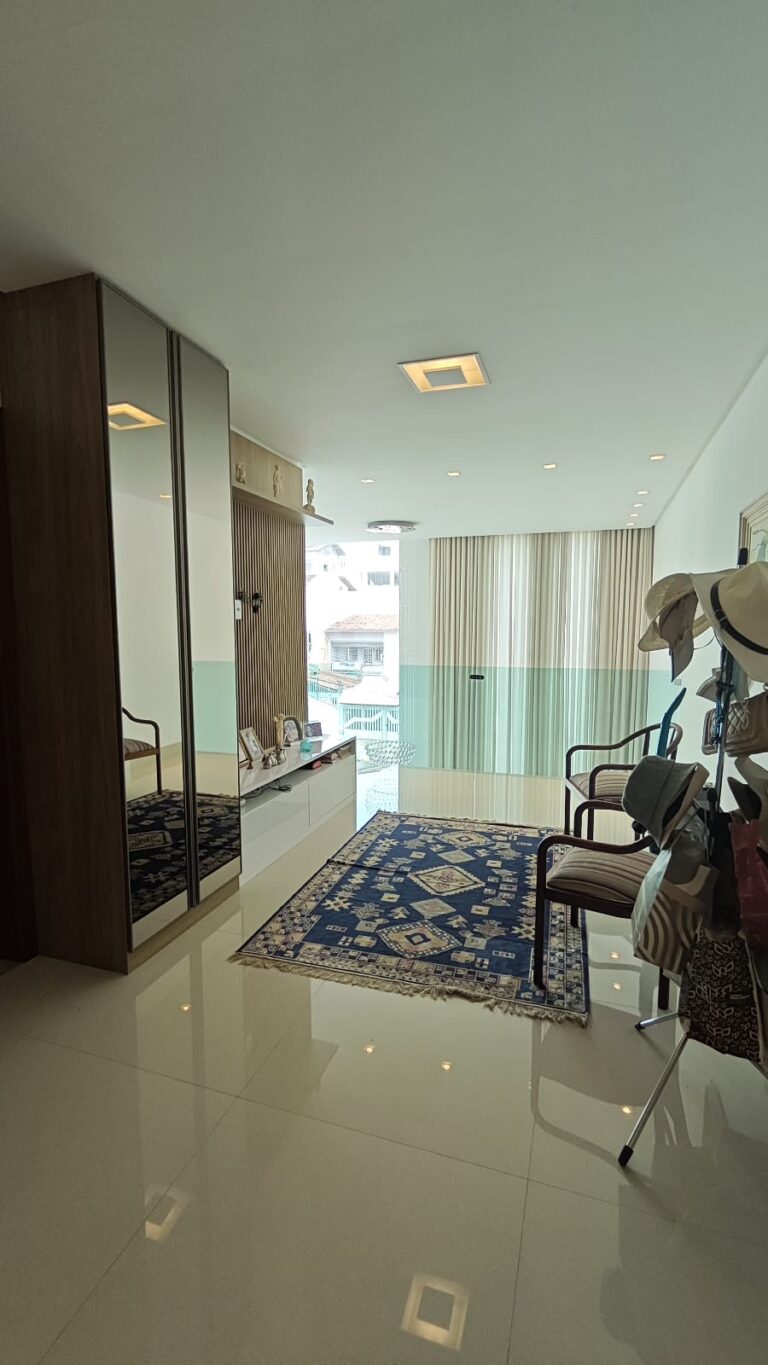 WhatsApp Image 2025-10-22 at 13.17.17