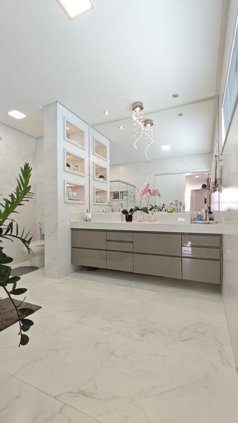 WhatsApp Image 2025-10-22 at 13.17.26 (1)