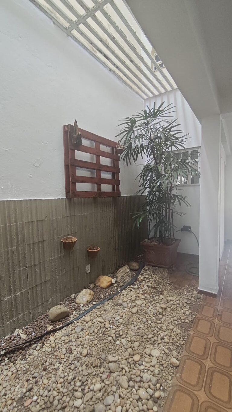 WhatsApp Image 2025-10-28 at 10.46.11