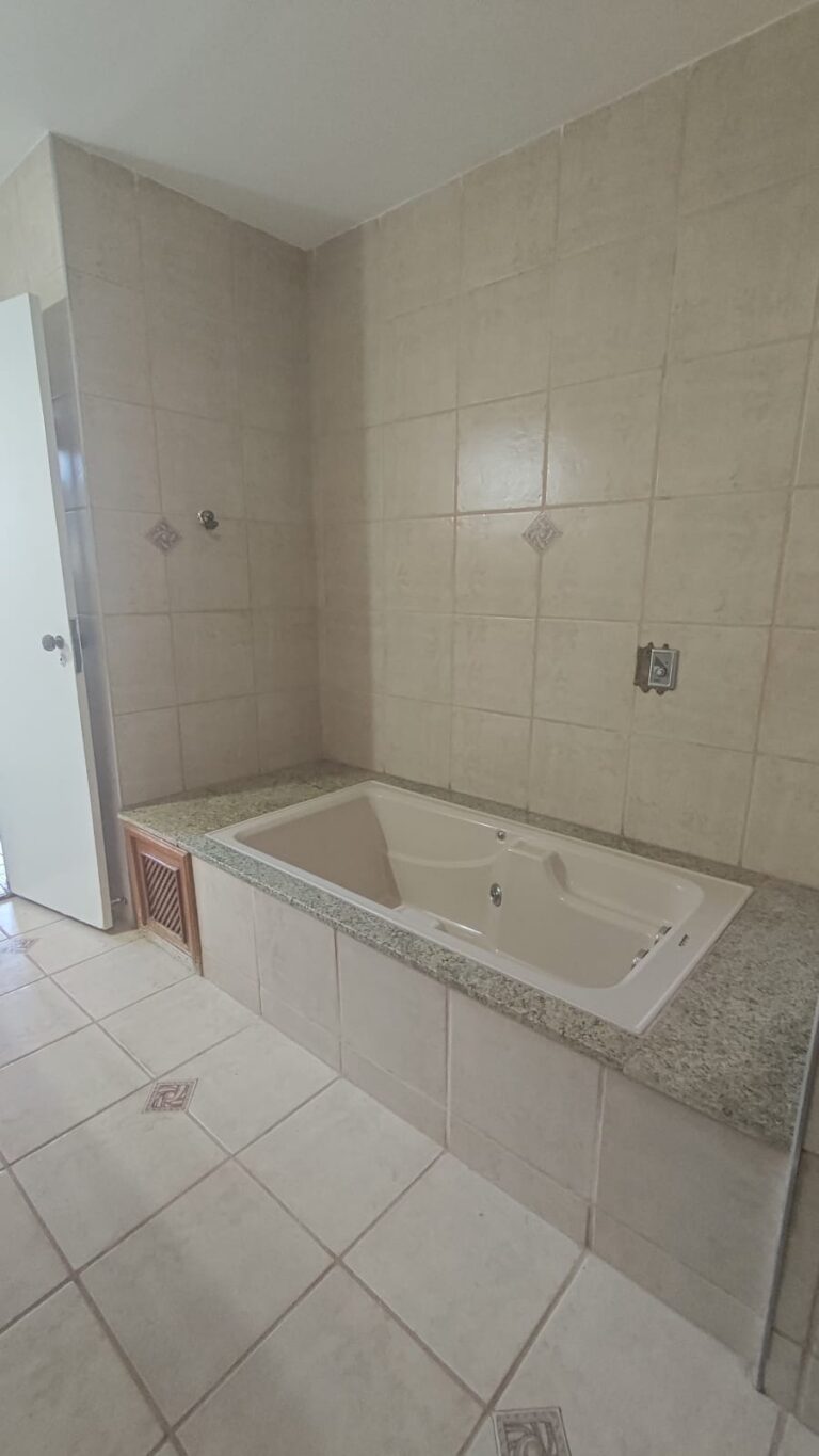 WhatsApp Image 2025-10-28 at 10.46.20