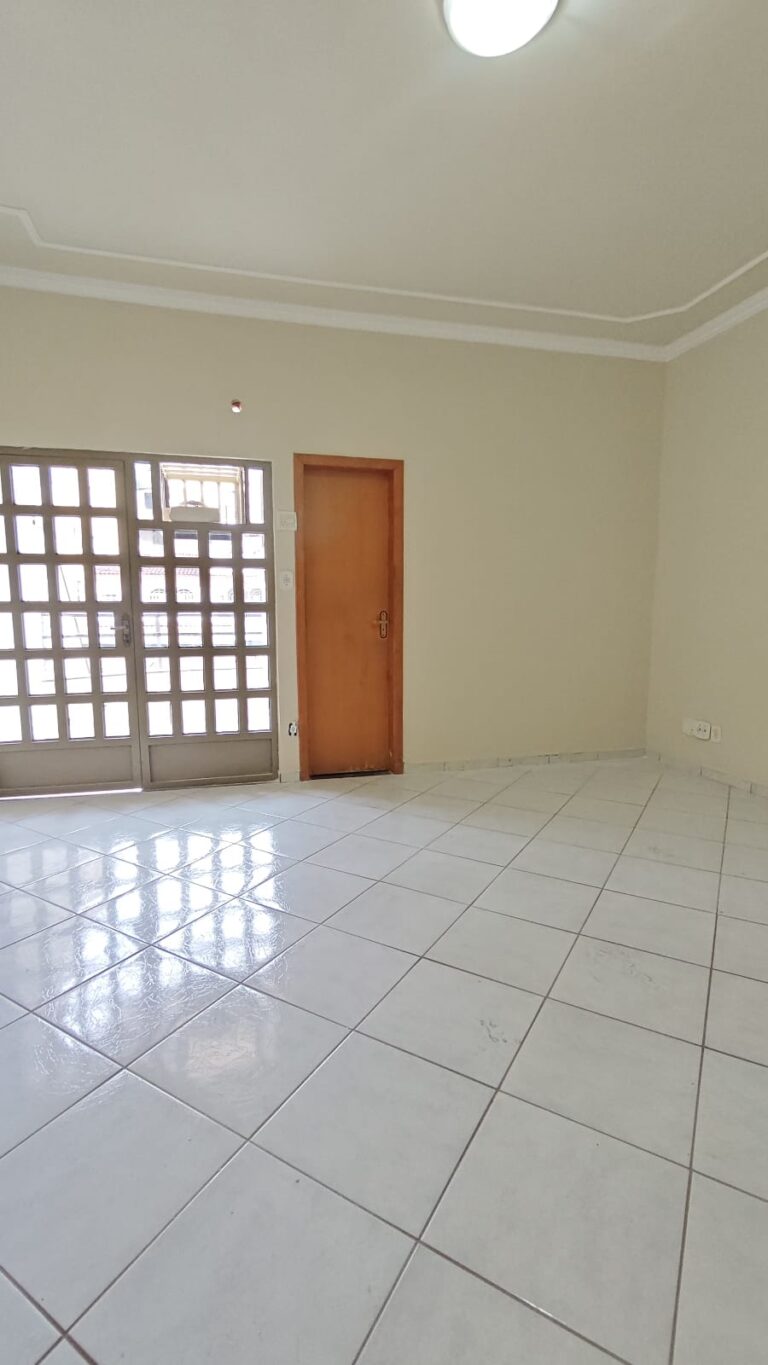 WhatsApp Image 2025-11-12 at 10.00.25 (1)