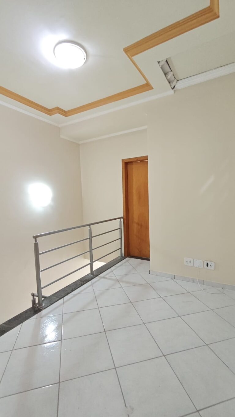 WhatsApp Image 2025-11-12 at 10.00.25