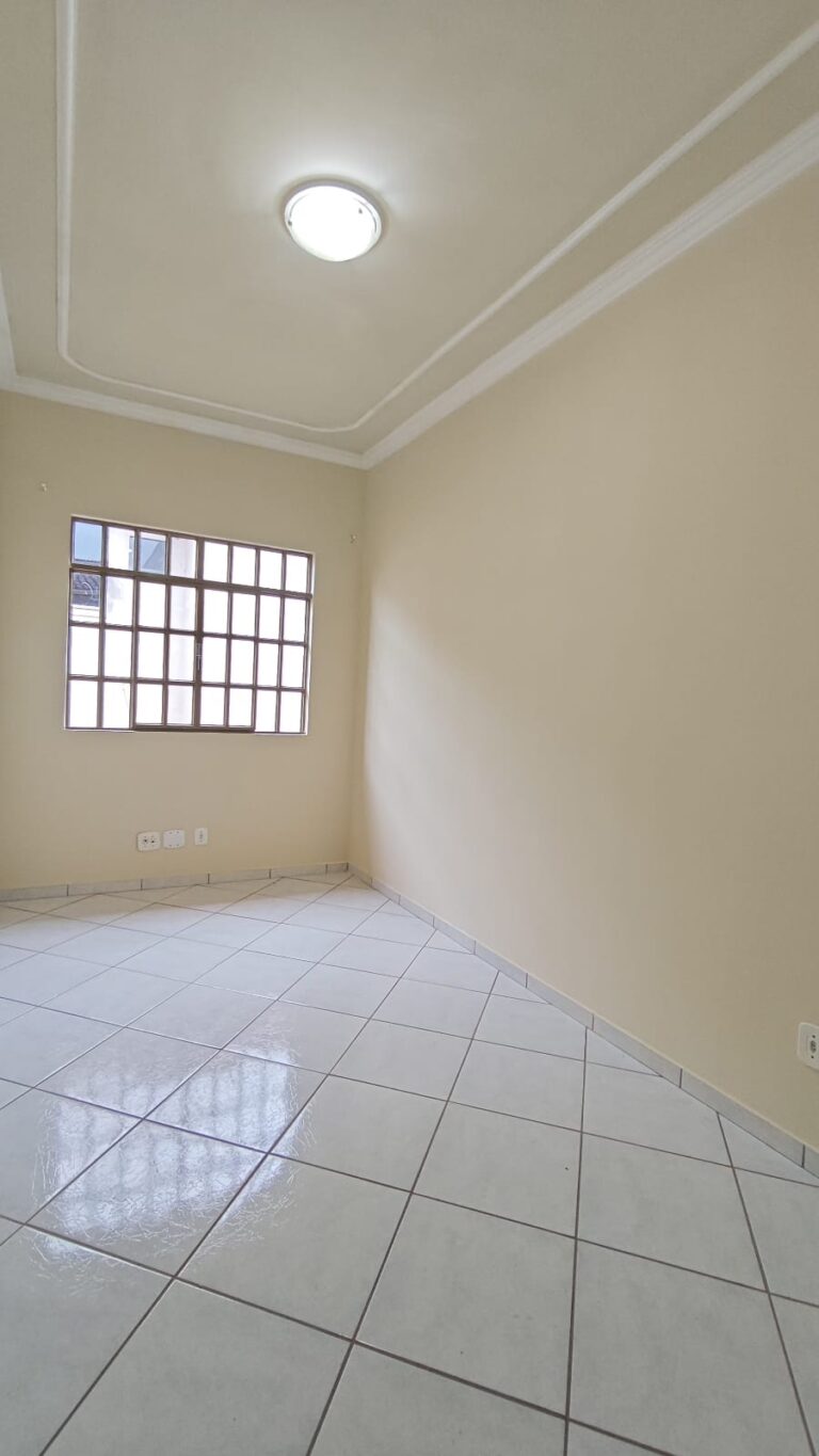 WhatsApp Image 2025-11-12 at 10.00.27 (2)