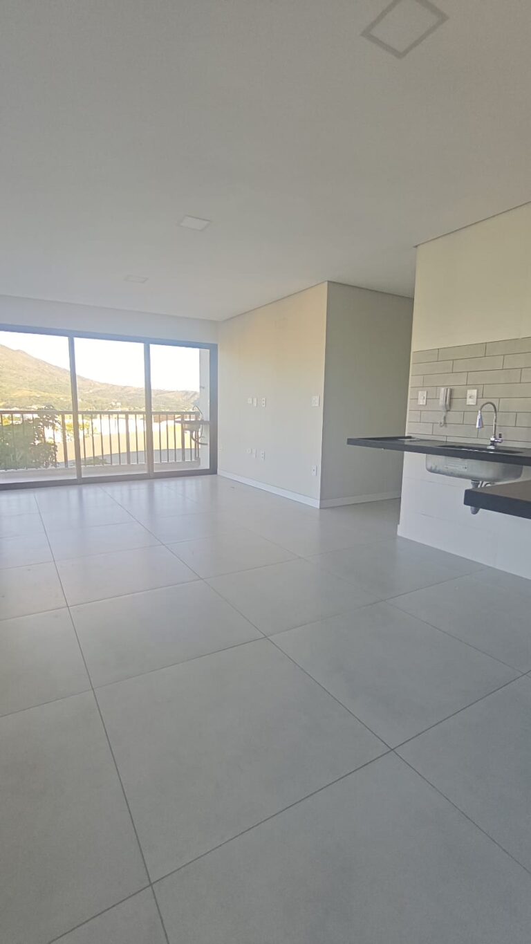 WhatsApp Image 2025-11-14 at 16.39.46 (1)