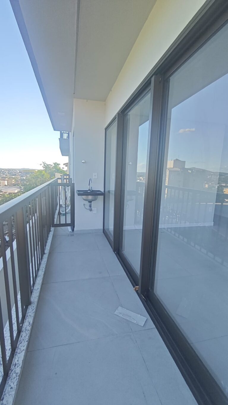 WhatsApp Image 2025-11-14 at 16.39.51 (2)