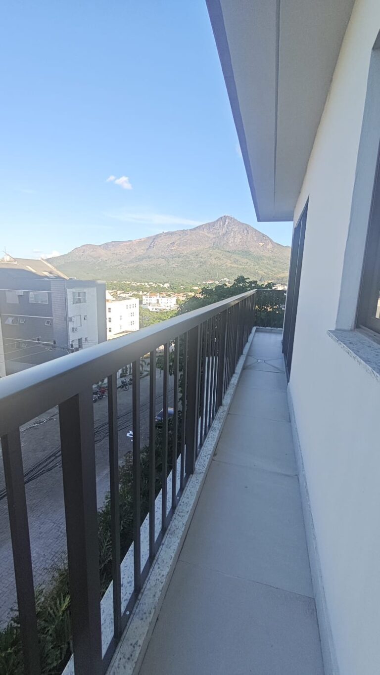 WhatsApp Image 2025-11-14 at 16.39.52 (1)