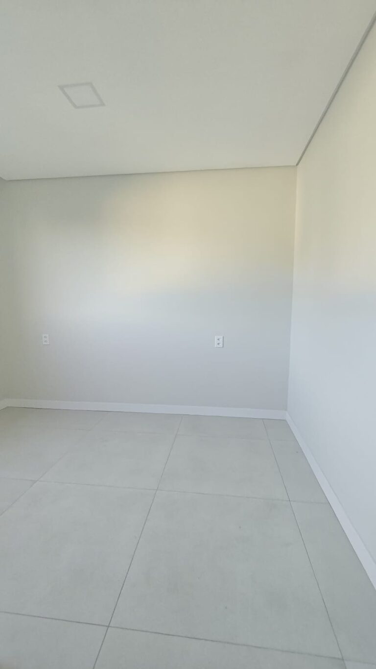 WhatsApp Image 2025-11-14 at 16.39.54 (1)