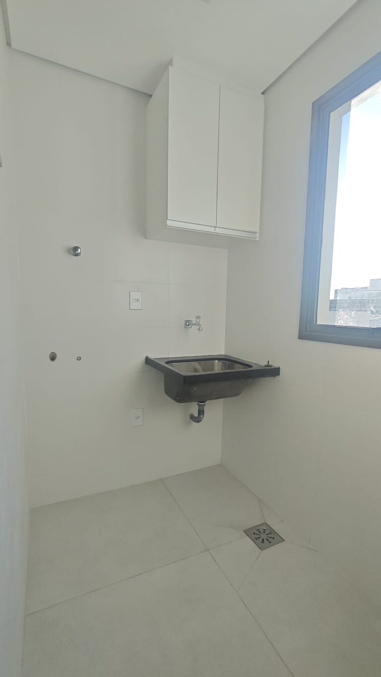 WhatsApp Image 2025-11-14 at 16.49.34 (2)