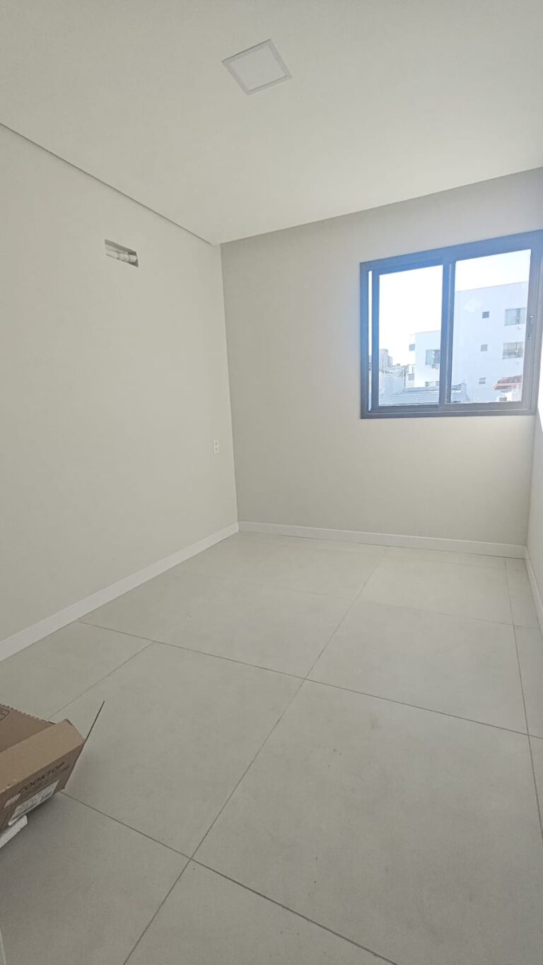 WhatsApp Image 2025-11-14 at 16.49.35 (1)