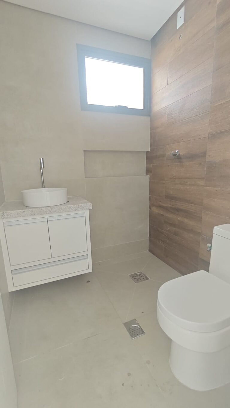 WhatsApp Image 2025-11-14 at 16.49.35