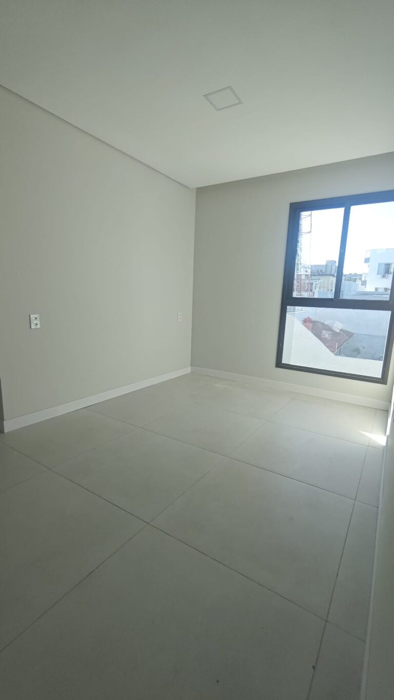 WhatsApp Image 2025-11-14 at 16.49.36 (1)