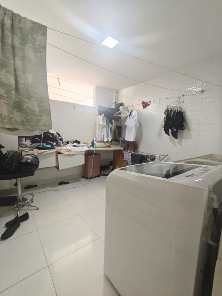 WhatsApp Image 2025-12-09 at 16.27.46 (1)