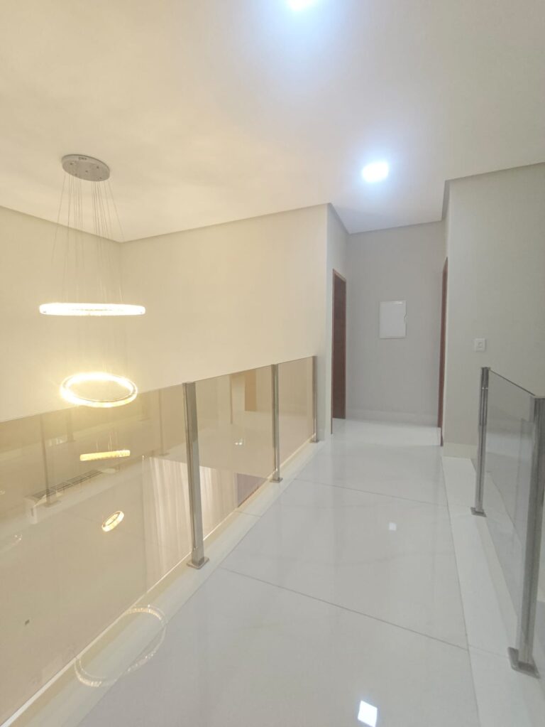 WhatsApp Image 2025-12-11 at 17.09.56 (1)