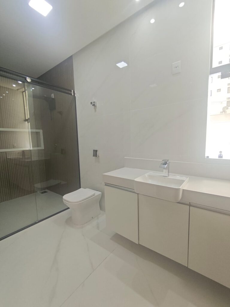 WhatsApp Image 2025-12-11 at 17.09.58 (1)