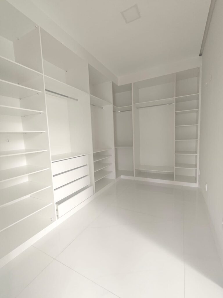 WhatsApp Image 2025-12-11 at 17.09.58