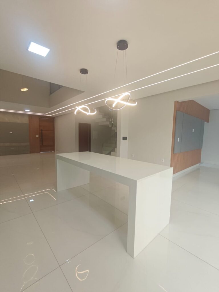 WhatsApp Image 2025-12-11 at 17.09.59 (2)