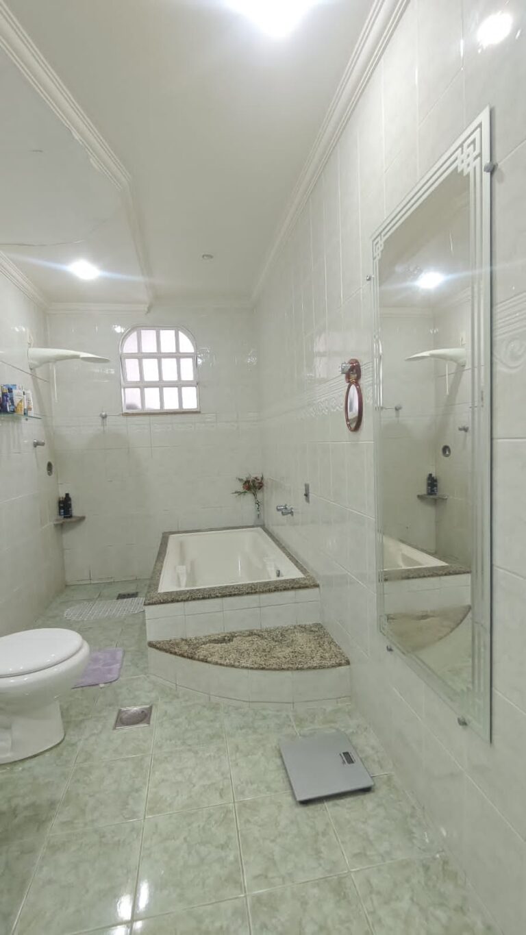 WhatsApp Image 2025-12-17 at 12.33.32 (1)