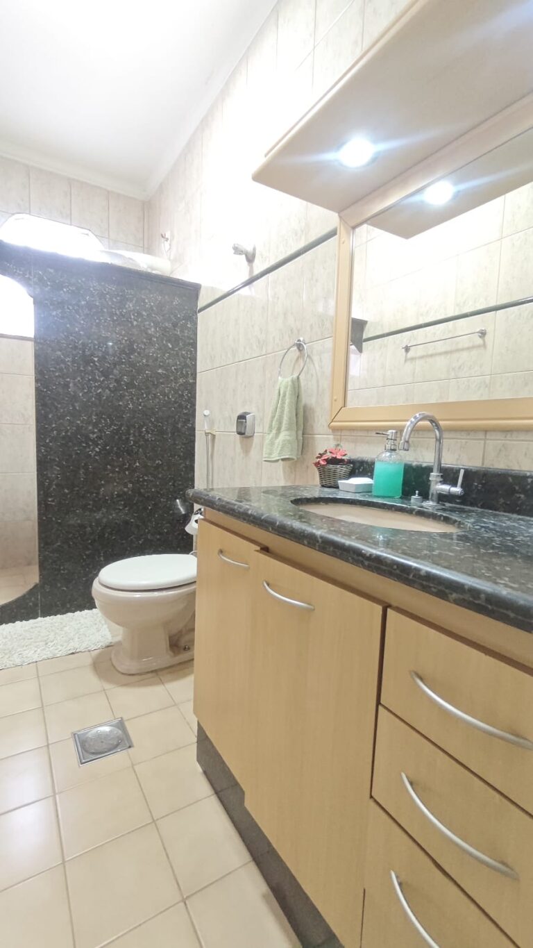 WhatsApp Image 2025-12-17 at 12.33.33