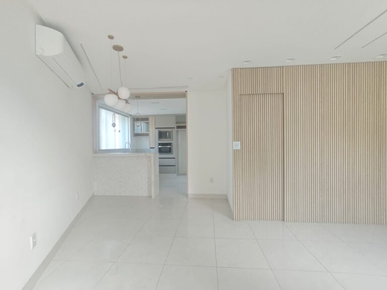 WhatsApp Image 2026-02-04 at 17.41.06 (1)