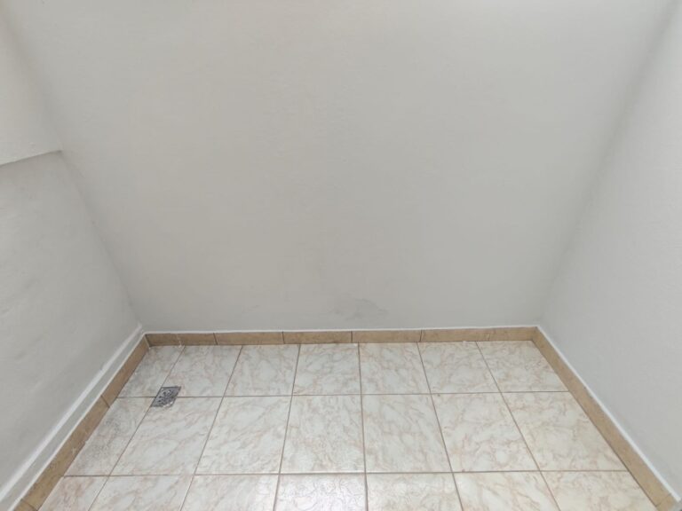 AC99CC513A44879BE1A39FABBCE4675F-rlli