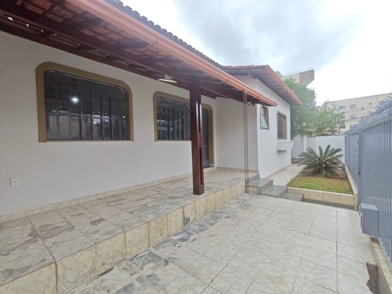 ACC2D6E43254BEAB655F890F3E594947-6mom