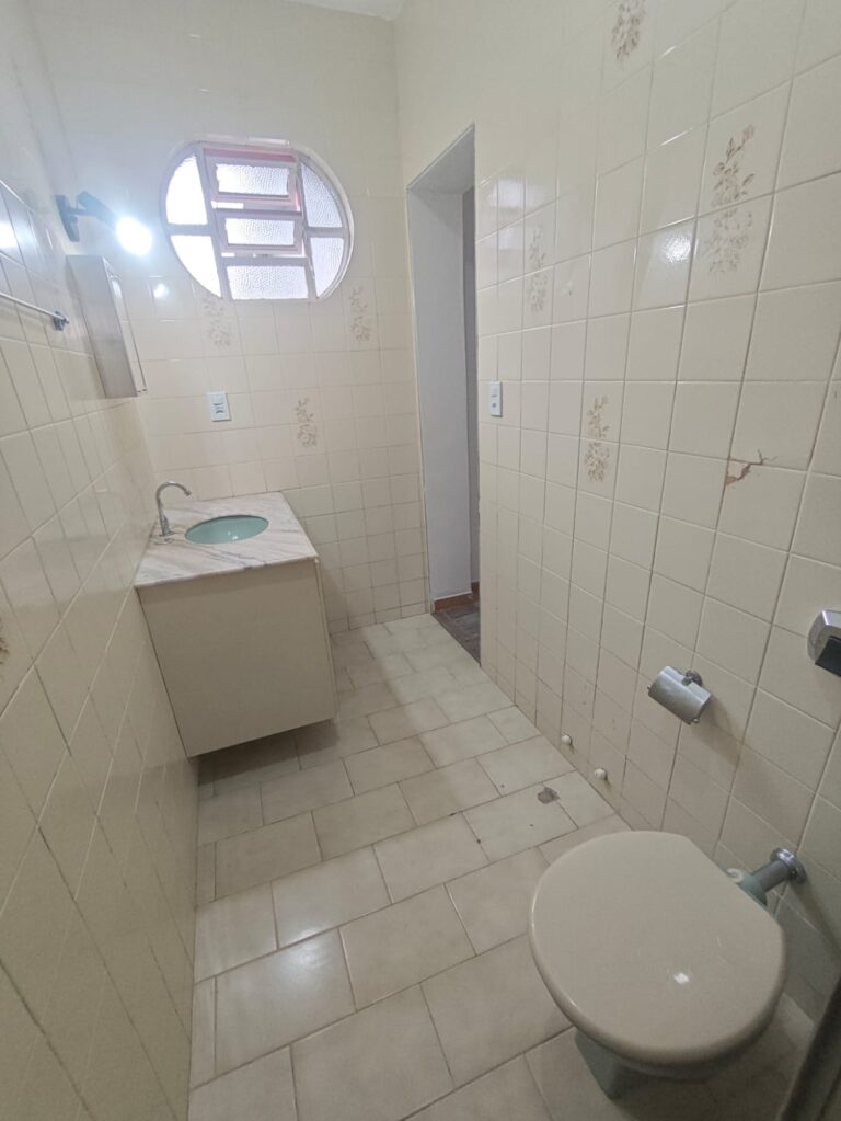 ACC346F6525A40D0935B2C759D614BA5-daus