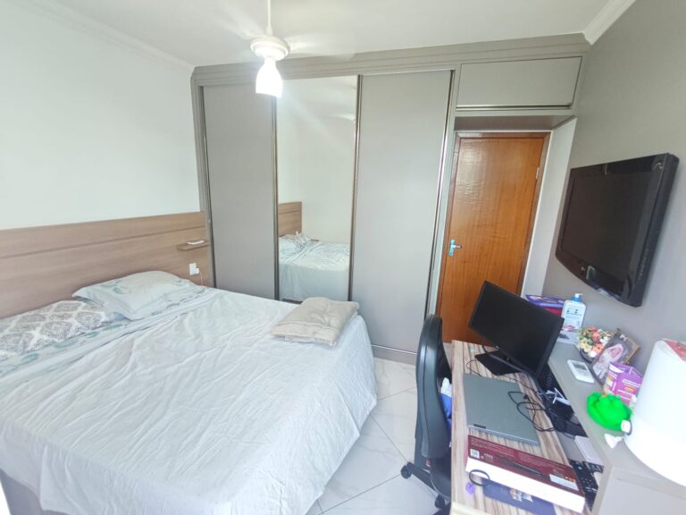 ACEE809B58185A8E7D239721104A5F38-1ayt