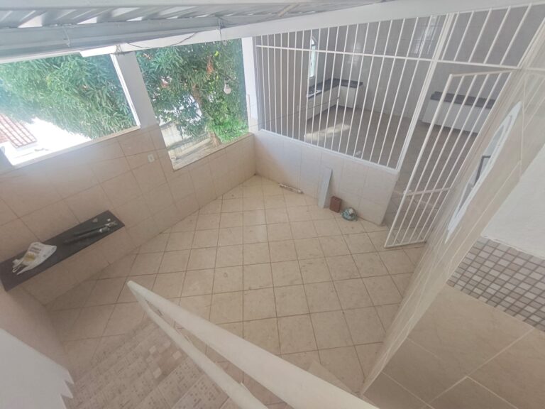 ACF8E970C3C39B064DBBAA1919D096EA-cryk